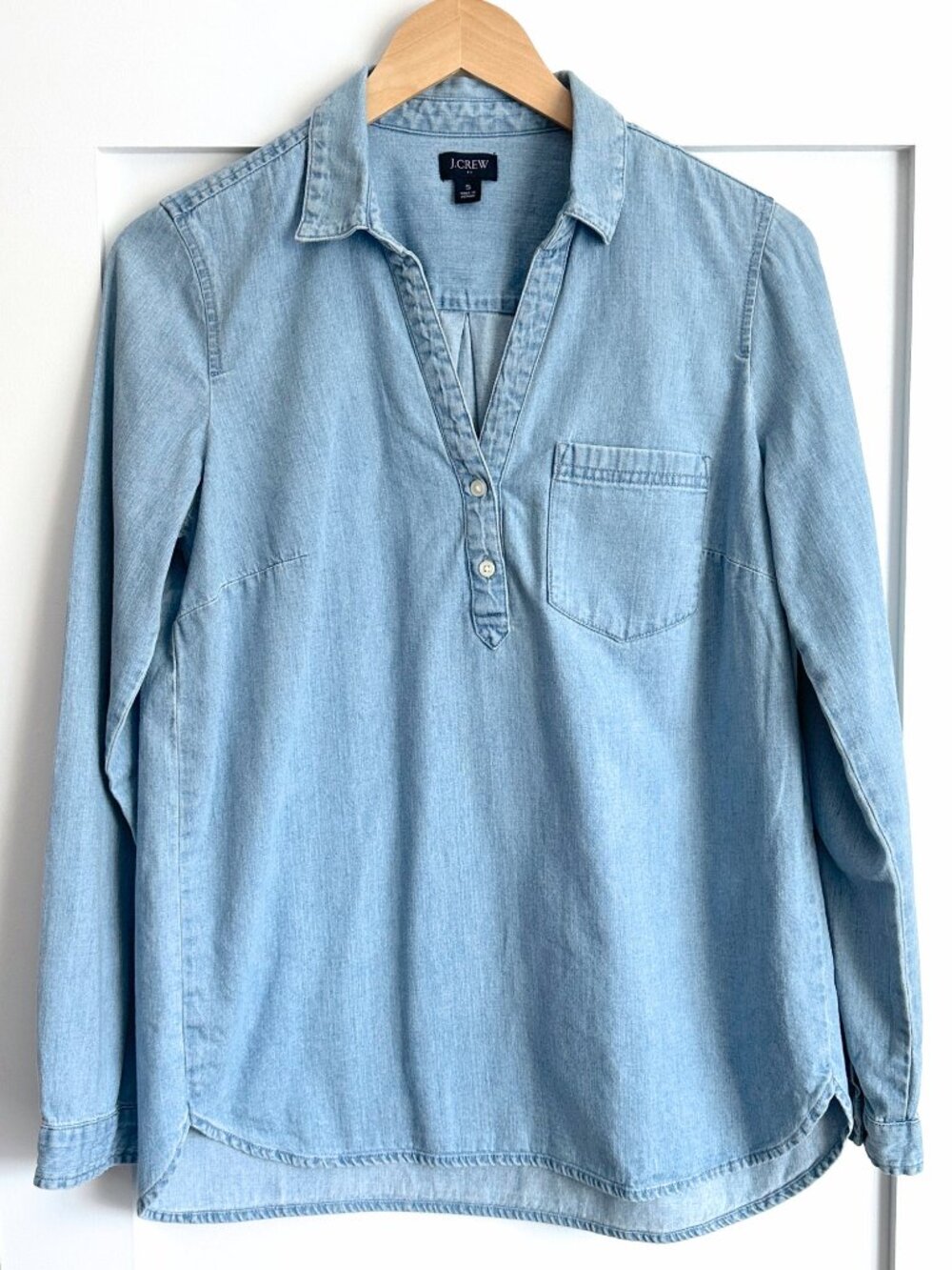 J Crew Blue Chambray Popover Henley Long Sleeve Shirt Size Small Denim Top